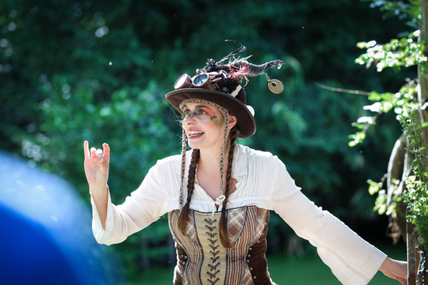 AEQUALINA