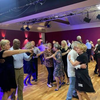 Venez, on danse !