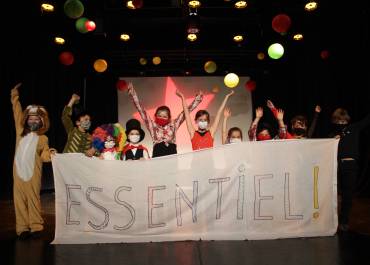 Les grands chantent