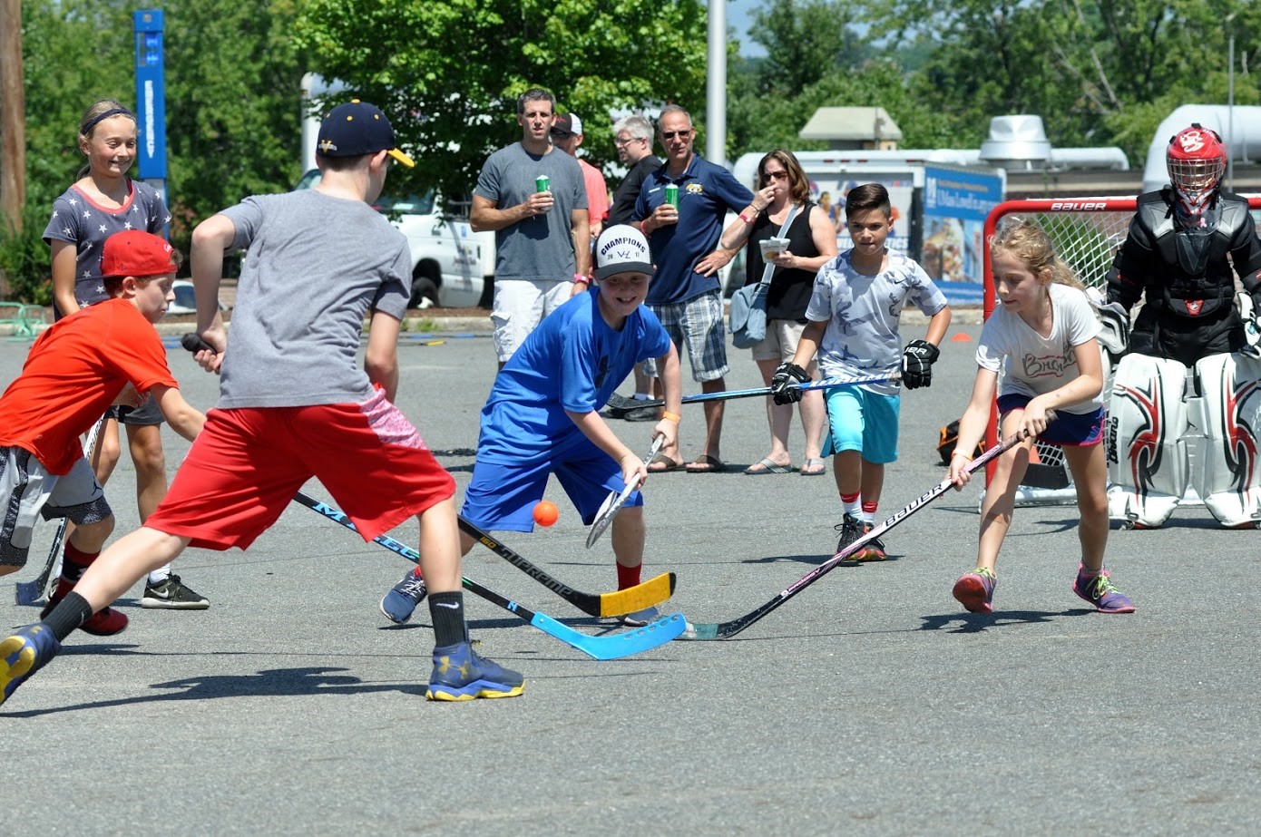 Evadezvous cet été • Découverte du street hockey MagnylesHameaux