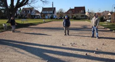 Concours de pétanque