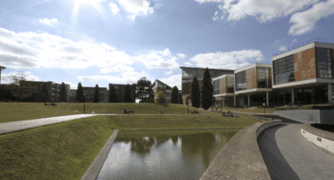 Université de Versailles Saint-Quentin