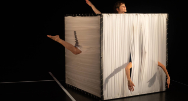 CARREMENT CUBE