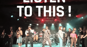 AFFICHE LISTEN TO THIS