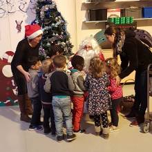 Le Père Noël dans les écoles maternelles de la Ville