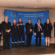 Cérémonie officielle de la passation de commandement du centre d'incendie et de secours de Magny-les-Hameaux.