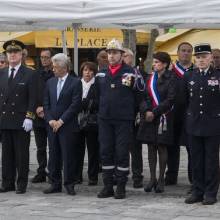 Cérémonie officielle de la passation de commandement du centre d'incendie et de secours de Magny-les-Hameaux.