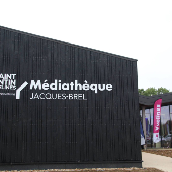 Entrée Médiathèque Jacques Brel