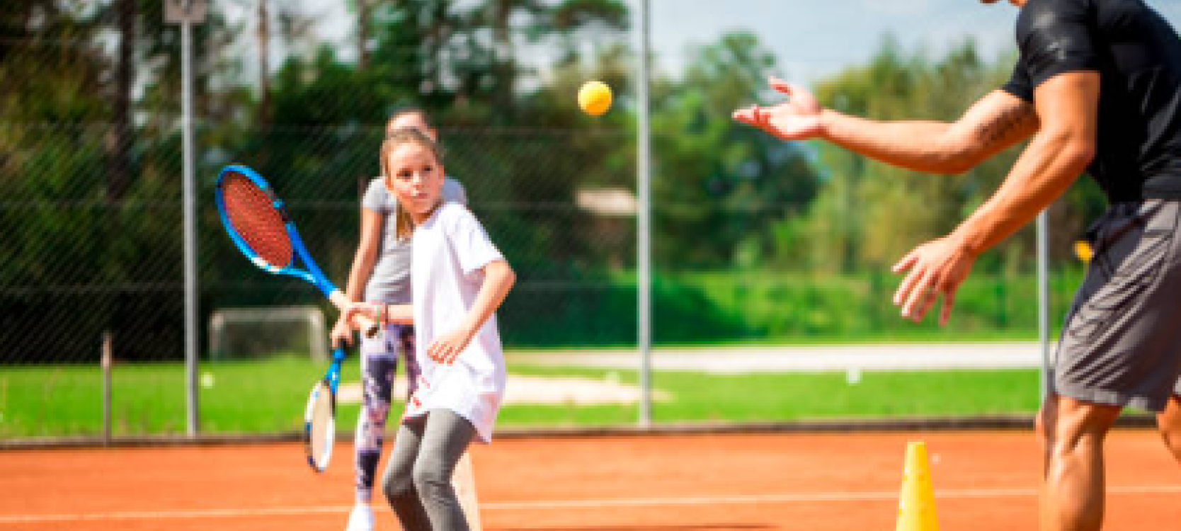 Cours de tennis