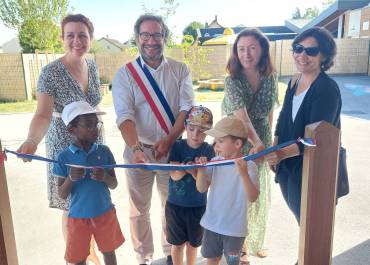 Discours de M. le Maire à l'occasion de l'inauguration de la cour d'école Francis Jammes